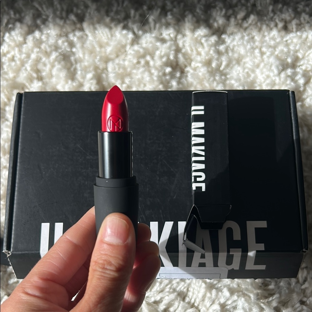 BRAND NEW IL MAKIAGE Lipstick
